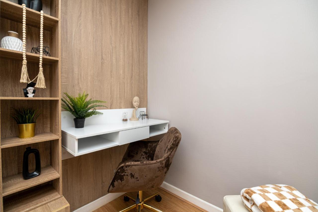 Charming Gem Ii 2bd 2ba Retreat Apartamento Londres